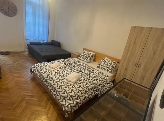 Plener Paradise Apartman *