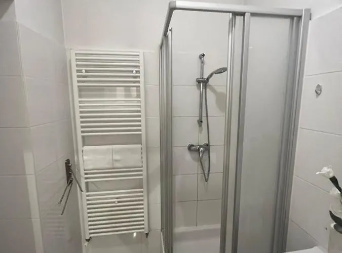 Plener Paradise Apartman *